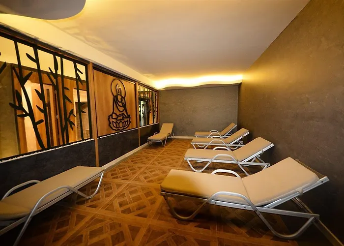 Idas Club Hotel