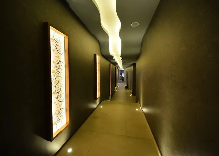 Idas Club Hotel 4*