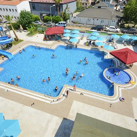 Szálloda Idas Club 4*