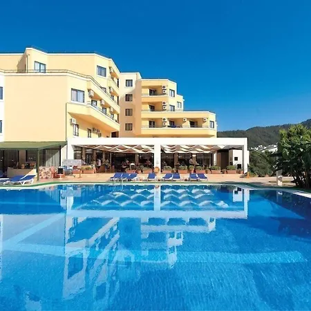 Szálloda Idas Club 4*