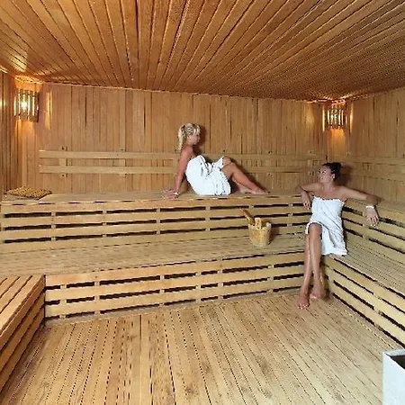 Idas Club Szálloda 4*